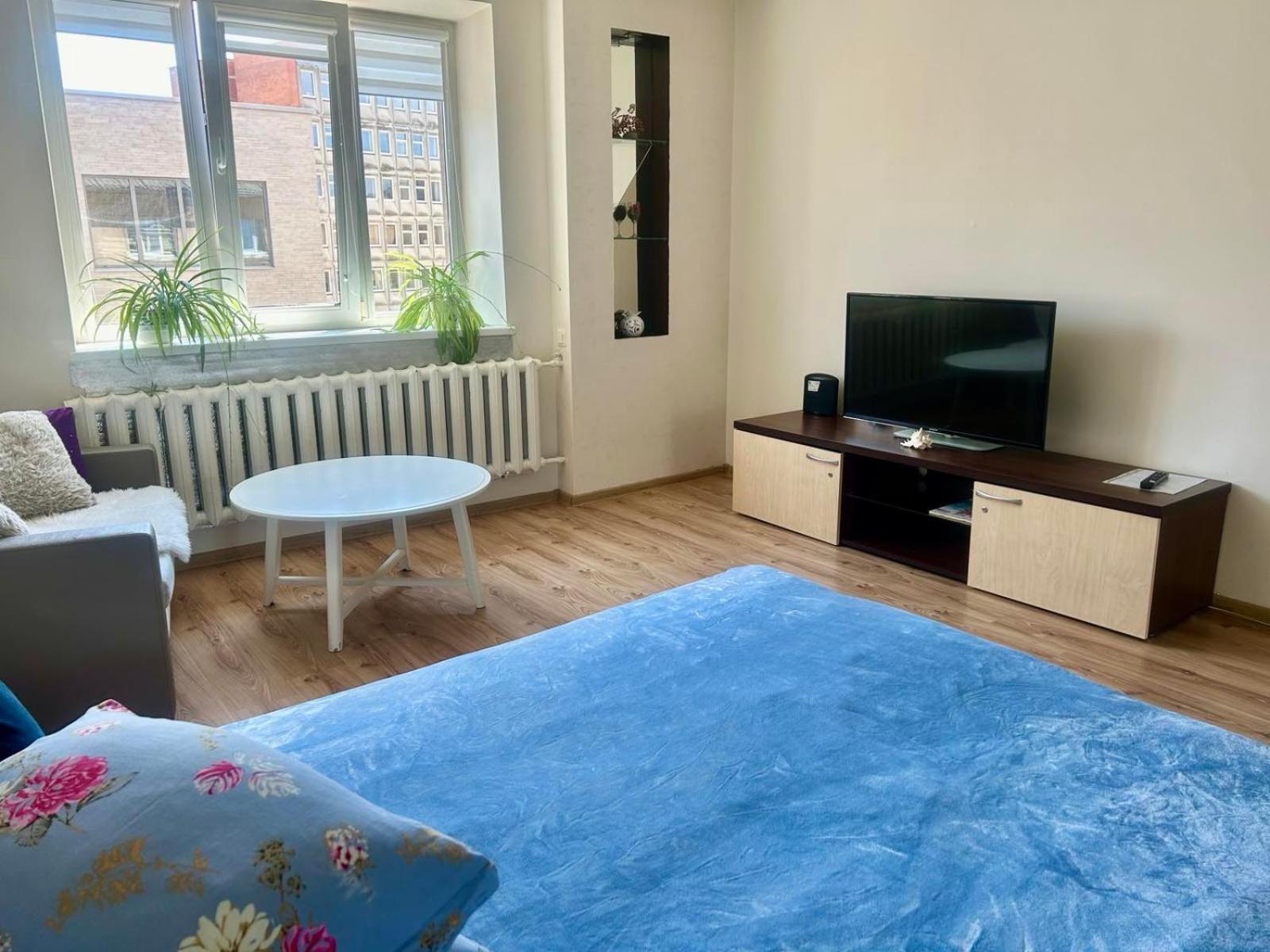Cozy Apartment In The City Center Siauliai  Exterior photo