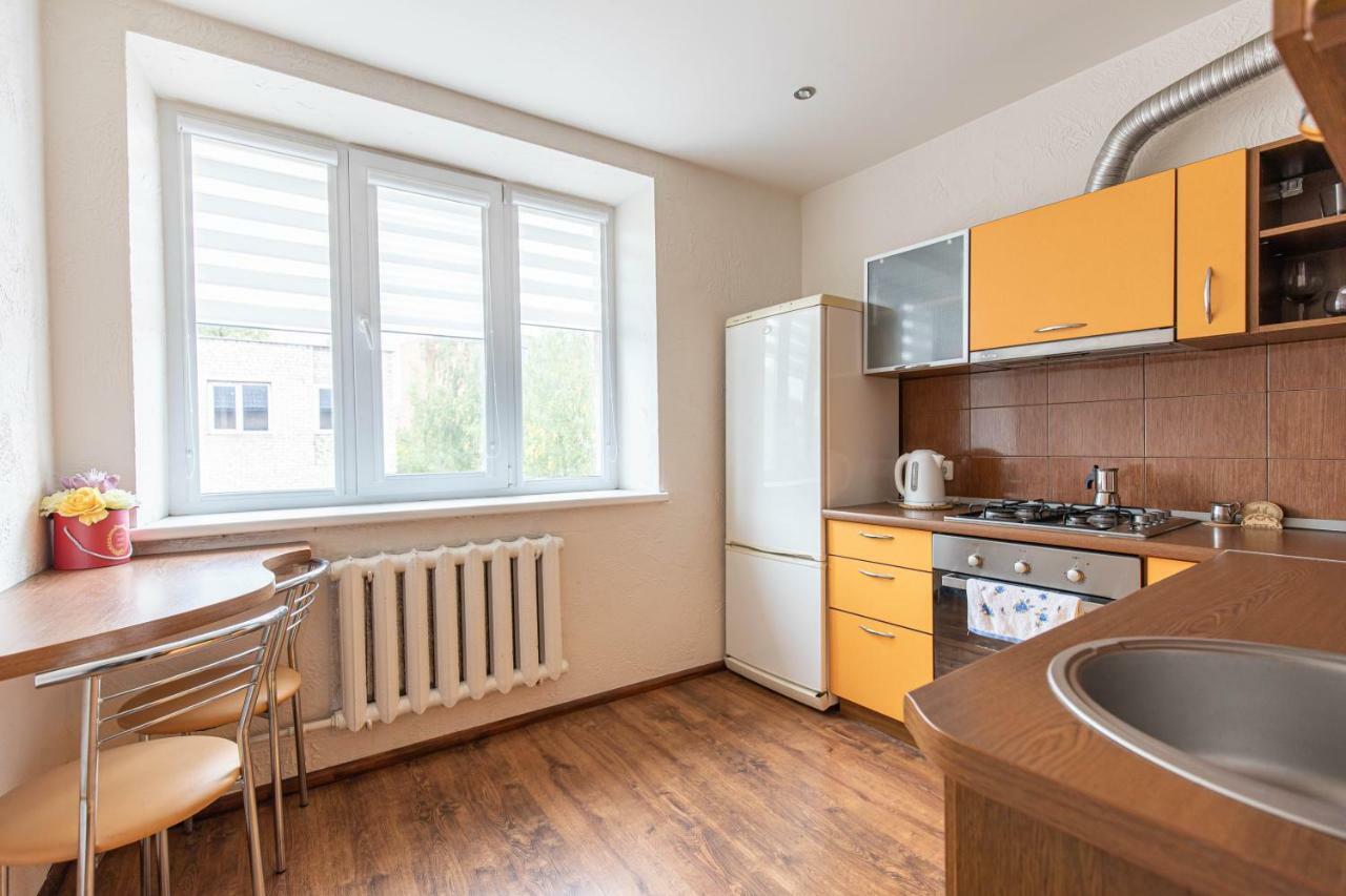 Cozy Apartment In The City Center Siauliai  Exterior photo